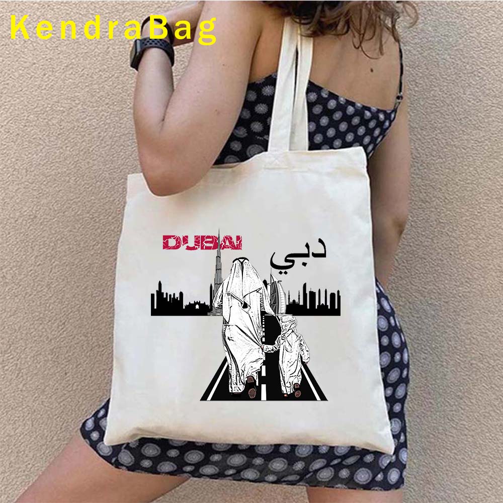 Love United Arab Emirates Embl - Women Bags Dubai recension och pris